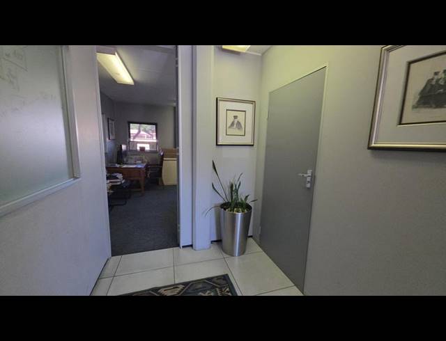 BUSINESS PROPERTY TO RENT IN LYNNWOOD